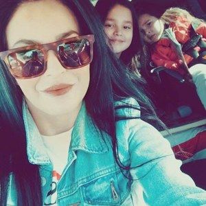 Meet your Posher, Victoria